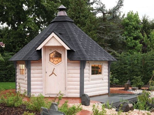 Wolff Finnhaus Grillkota 9 de luxe inkl. schwarzen Dachschindeln und Grillanlage Wolff Finnhaus Grillkota 9 de luxe inkl. schwarzen Dachschindeln und Grillanlage