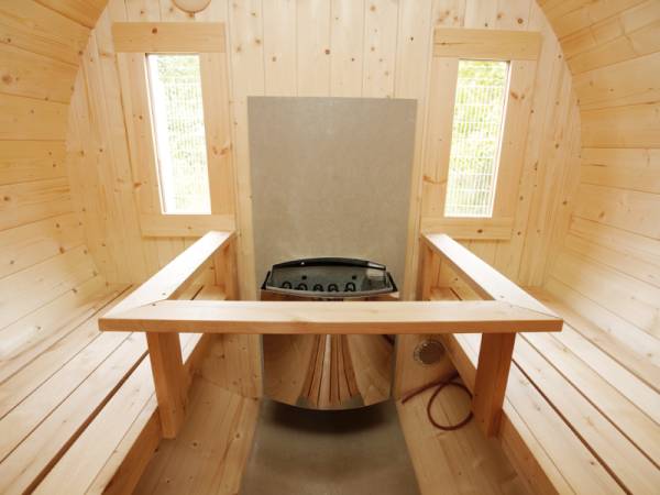 Wolff Finnhaus Saunafass 400 2-Raum montiert